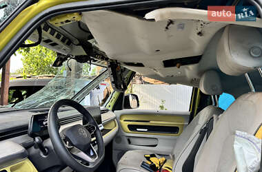 Минивэн Volkswagen I.D. Buzz 2023 в 