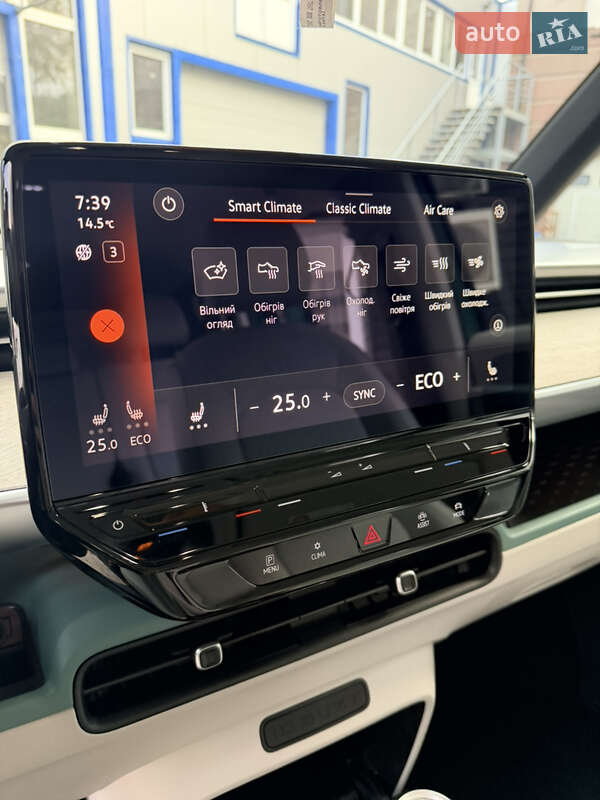 Мінівен Volkswagen I.D. Buzz 2023 в Рівному