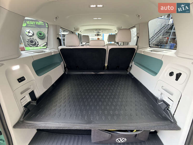 Мінівен Volkswagen I.D. Buzz 2023 в Рівному