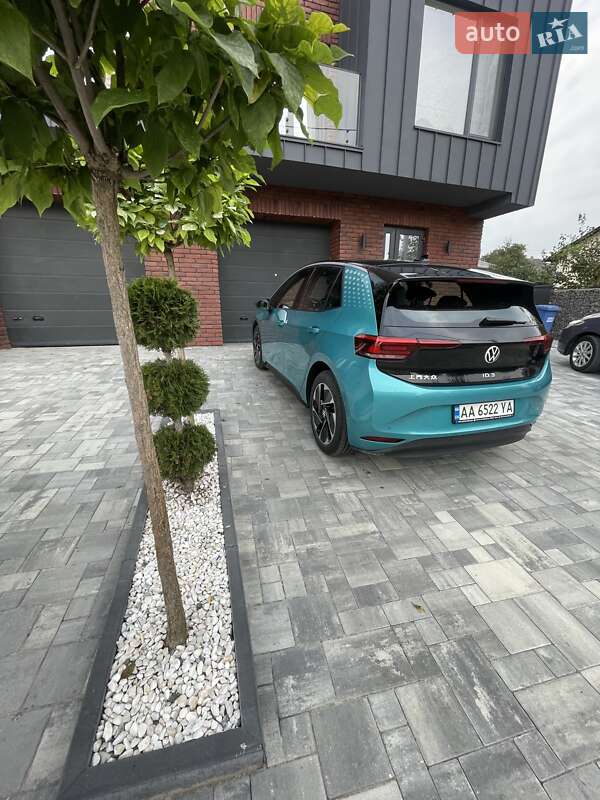 Хетчбек Volkswagen ID.3 2022 в Снятині