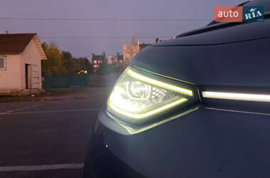 Хэтчбек Volkswagen ID.3 2020 в Киеве