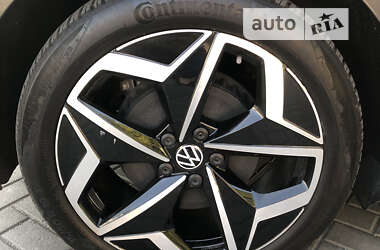 Хэтчбек Volkswagen ID.3 2021 в 