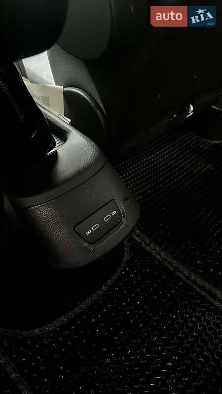 Хэтчбек Volkswagen ID.3 2020 в Виннице фото 17 Хэтчбек Volkswagen ID.3 2020 в Виннице