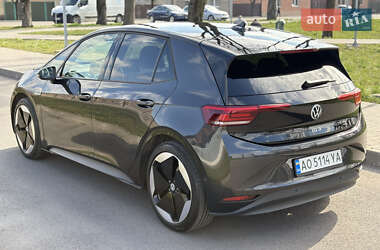 Хетчбек Volkswagen ID.3 2023 в 