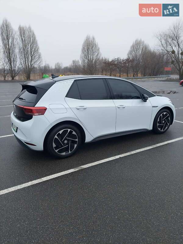 Хэтчбек Volkswagen ID.3 2021 в Киеве
