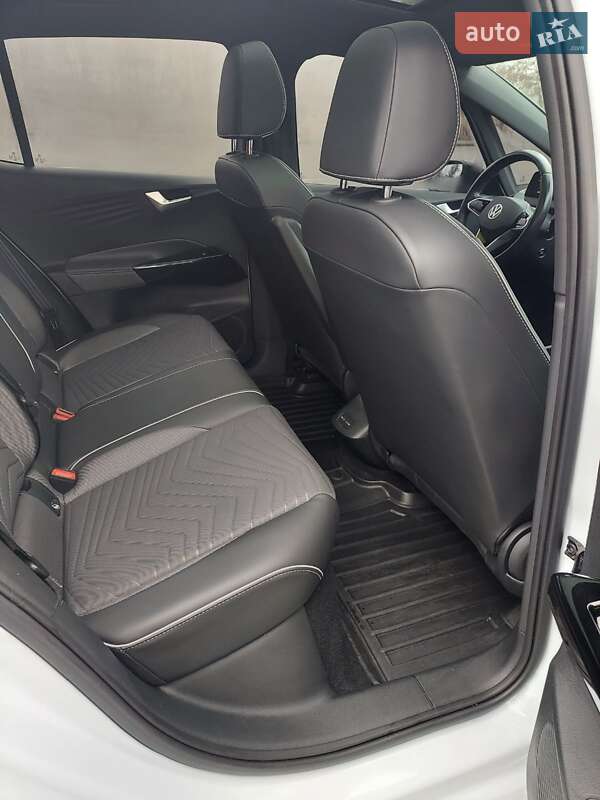 Хэтчбек Volkswagen ID.3 2021 в Киеве