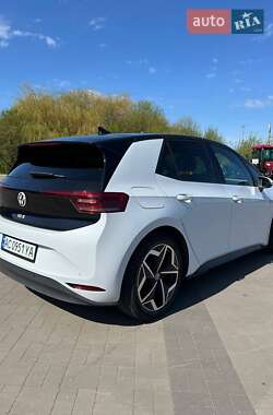 Хетчбек Volkswagen ID.3 2021 в 