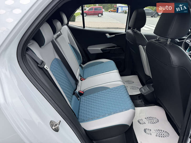 Хетчбек Volkswagen ID.3 2023 в Хмельницькому