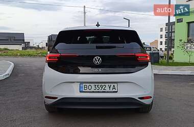Хетчбек Volkswagen ID.3 2022 в 