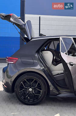 Хетчбек Volkswagen ID.3 2020 в 