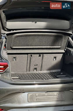 Хетчбек Volkswagen ID.3 2020 в 