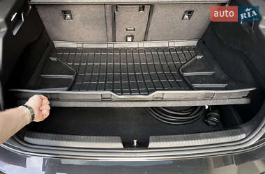 Хетчбек Volkswagen ID.3 2020 в 
