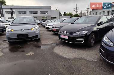 Хетчбек Volkswagen ID.3 2021 в 