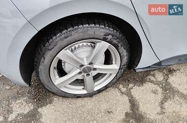 Хетчбек Volkswagen ID.3 2021 в 