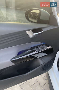 Хэтчбек Volkswagen ID.3 2021 в 