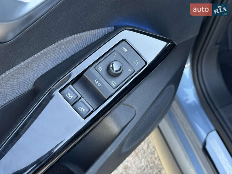 Хетчбек Volkswagen ID.3 2022 в Києві фото 9 Хетчбек Volkswagen ID.3 2022 в Києві