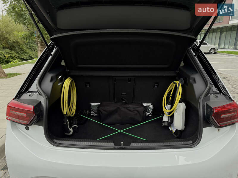 Хэтчбек Volkswagen ID.3 2020 в Сваляве