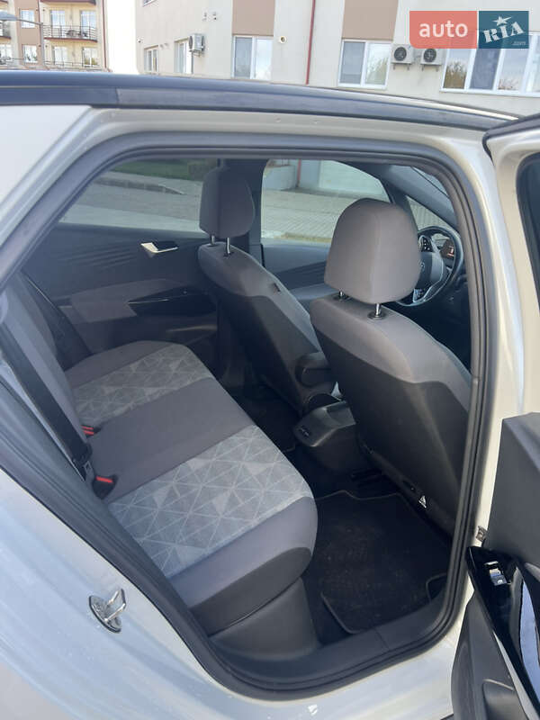 Хетчбек Volkswagen ID.3 2021 в Ужгороді
