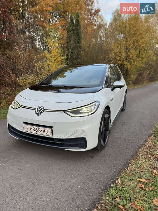 Хэтчбек Volkswagen ID.3 2020 в Ивано-Франковске фото Хэтчбек Volkswagen ID.3 2020 в Ивано-Франковске