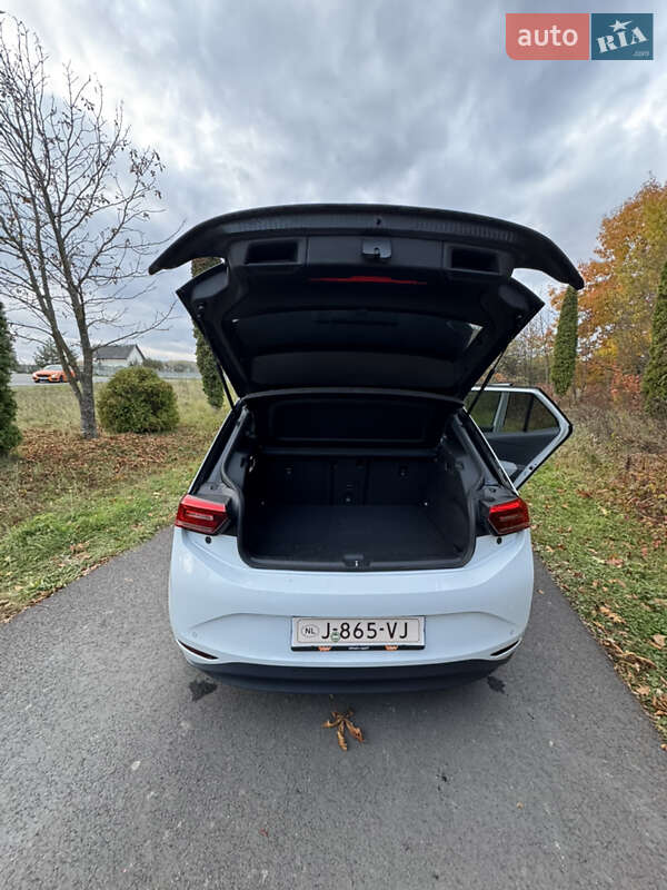 Хэтчбек Volkswagen ID.3 2020 в Ивано-Франковске фото 5 Хэтчбек Volkswagen ID.3 2020 в Ивано-Франковске