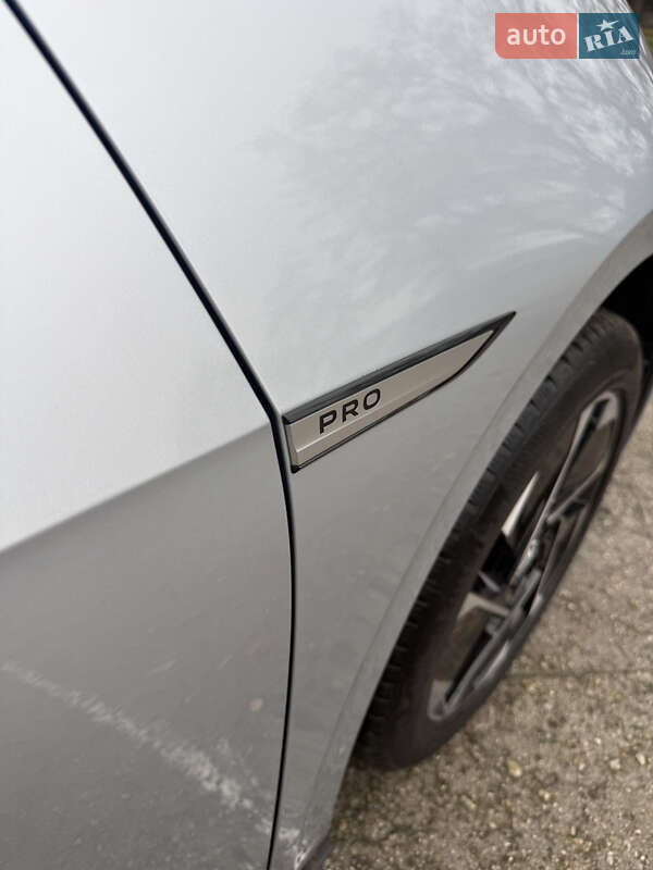 Хэтчбек Volkswagen ID.3 2022 в Днепре