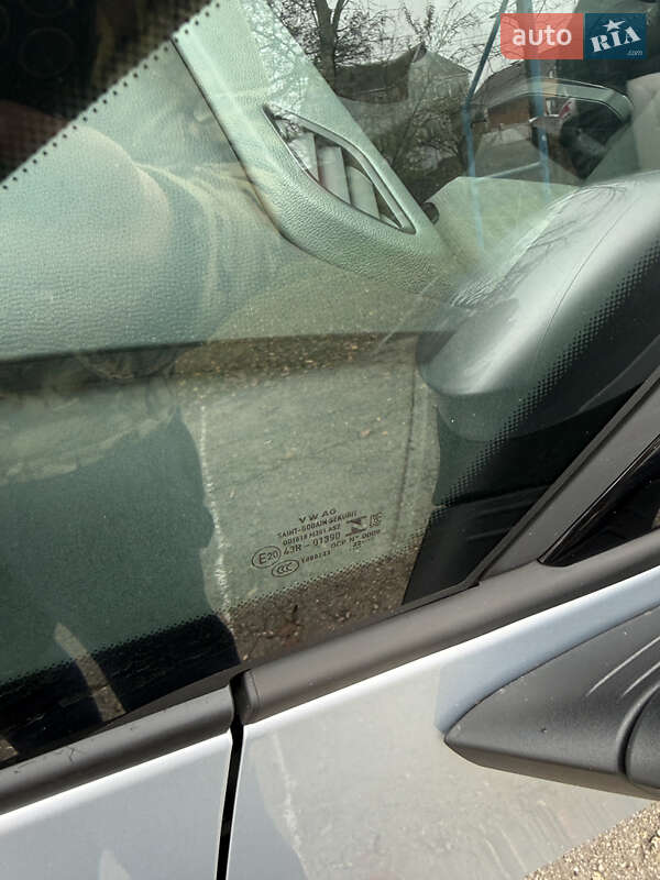 Хэтчбек Volkswagen ID.3 2022 в Днепре