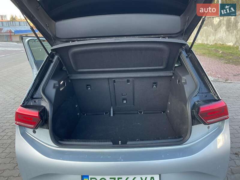 Хэтчбек Volkswagen ID.3 2021 в Львове фото 16 Хэтчбек Volkswagen ID.3 2021 в Львове