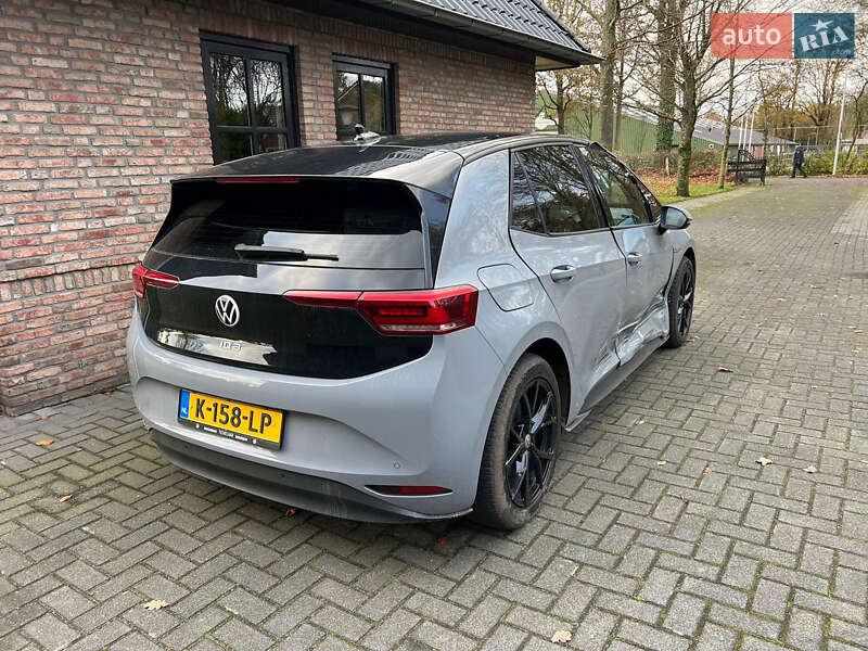 Хэтчбек Volkswagen ID.3 2020 в Калуше