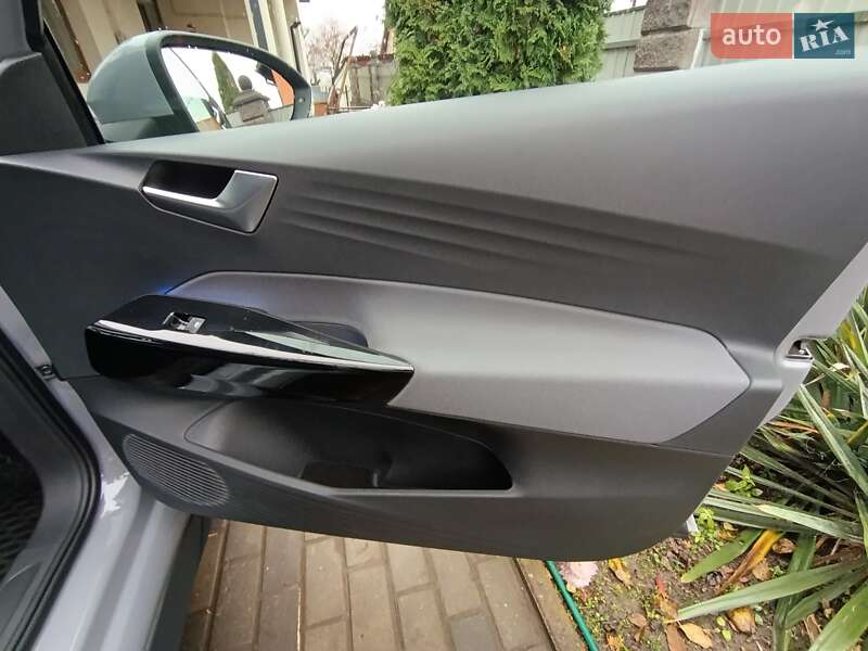 Хэтчбек Volkswagen ID.3 2023 в Ровно фото 68 Хэтчбек Volkswagen ID.3 2023 в Ровно