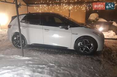 Хетчбек Volkswagen ID.3 2020 в Сваляві