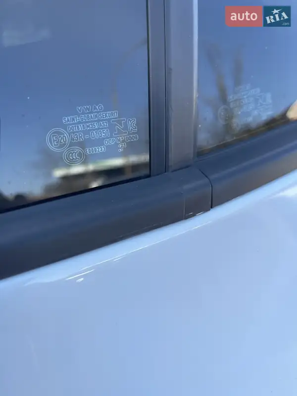 Volkswagen ID.3 2021 VIN WVWZZZE1ZNP010507 фото оголошення 16 з 68
