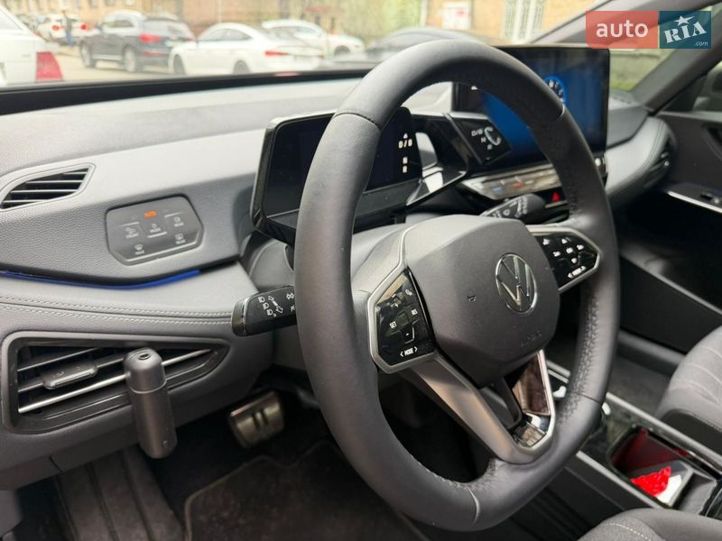 Хэтчбек Volkswagen ID.3 2023 в Киеве