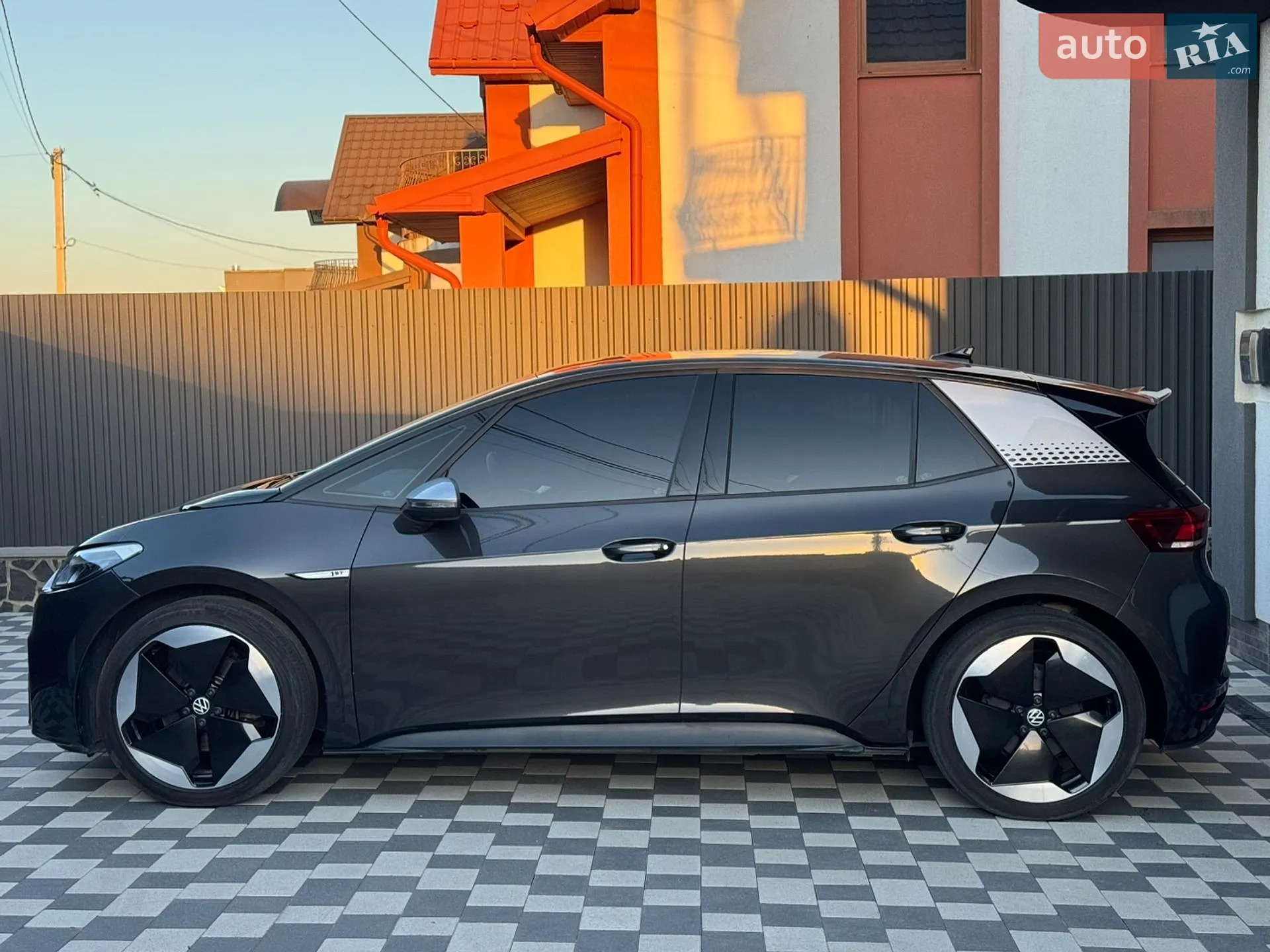 2020 Volkswagen ID.3 - мініатюра 9