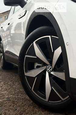 Позашляховик / Кросовер Volkswagen ID.4 Crozz 2023 в 