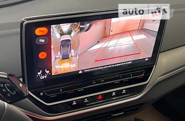 Позашляховик / Кросовер Volkswagen ID.4 Crozz 2023 в 