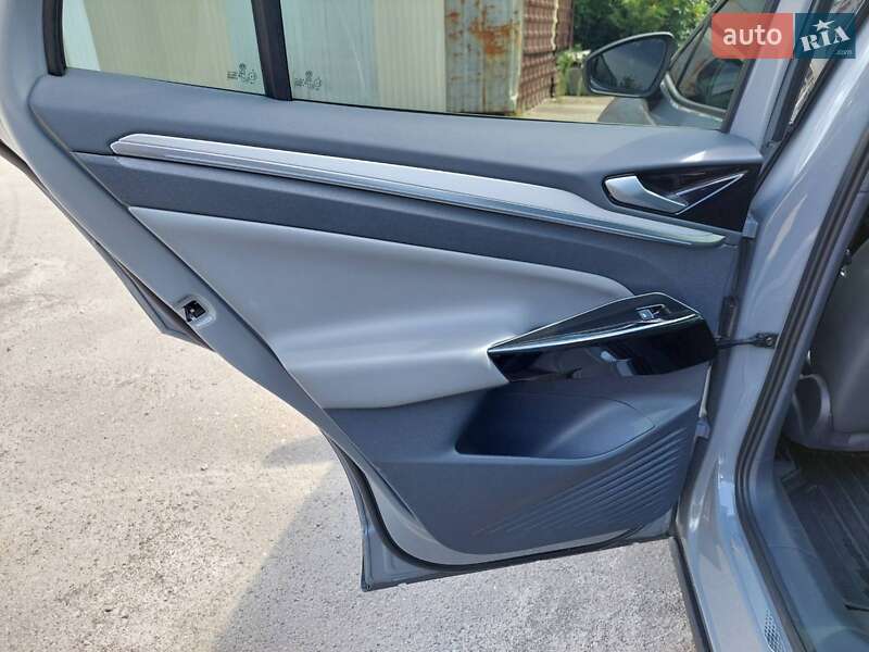 Позашляховик / Кросовер Volkswagen ID.4 Crozz 2023 в Львові фото 9 Позашляховик / Кросовер Volkswagen ID.4 Crozz 2023 в Львові