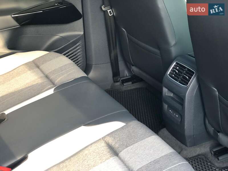 Внедорожник / Кроссовер Volkswagen ID.4 Crozz 2022 в Киеве