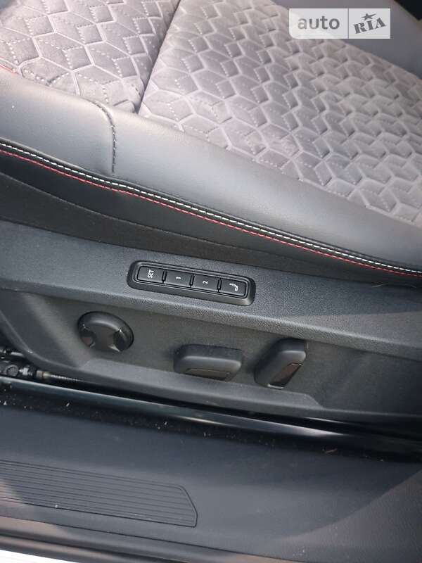 Внедорожник / Кроссовер Volkswagen ID.4 X 2021 в Кривом Роге