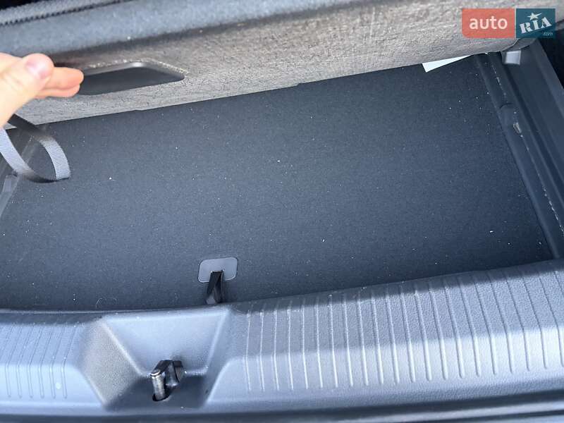 Позашляховик / Кросовер Volkswagen ID.4 X 2023 в Кривому Розі