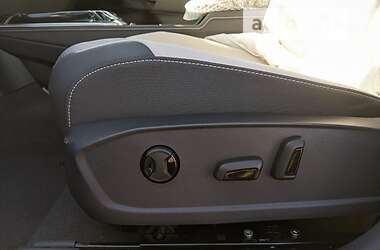 Позашляховик / Кросовер Volkswagen ID.4 2022 в 
