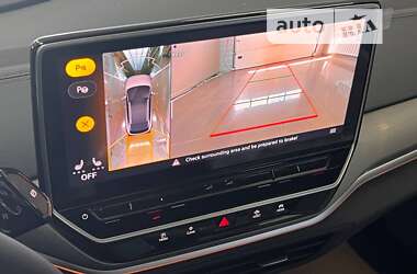 Внедорожник / Кроссовер Volkswagen ID.4 2023 в 