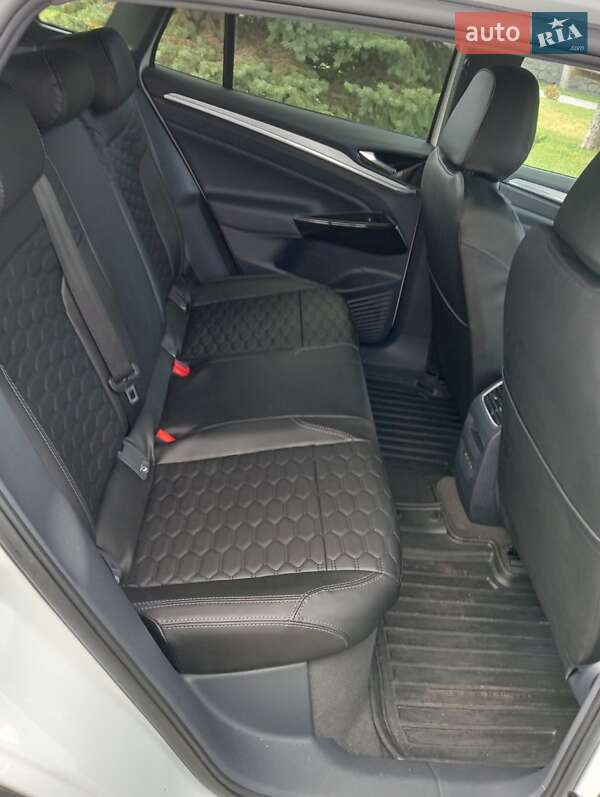 Внедорожник / Кроссовер Volkswagen ID.4 2022 в Днепре