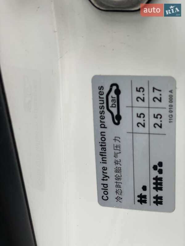 Позашляховик / Кросовер Volkswagen ID.4 2022 в Івано-Франківську