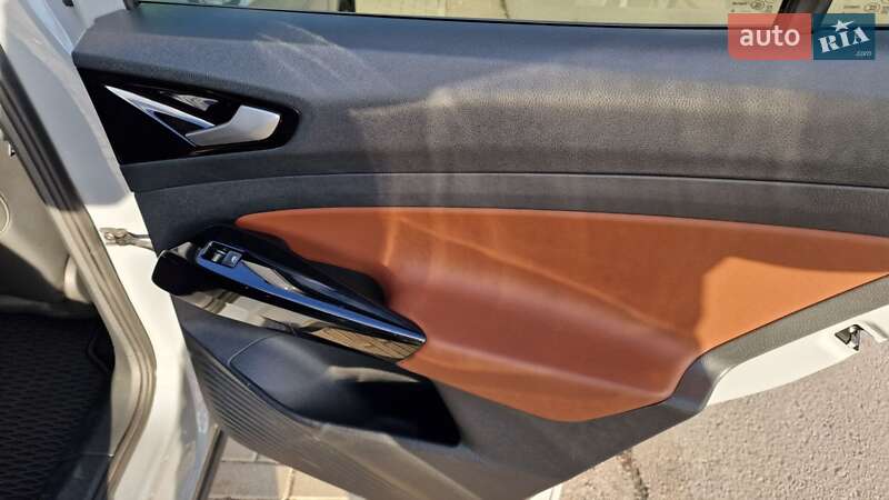 Внедорожник / Кроссовер Volkswagen ID.4 2022 в Ровно фото 15 Внедорожник / Кроссовер Volkswagen ID.4 2022 в Ровно