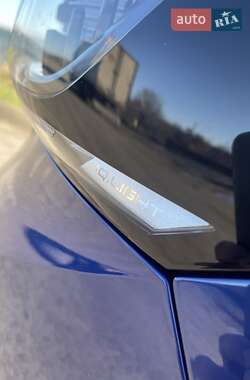 Внедорожник / Кроссовер Volkswagen ID.4 2021 в 