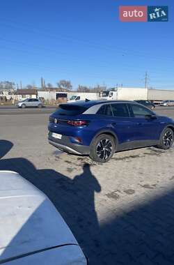 Внедорожник / Кроссовер Volkswagen ID.4 2021 в 