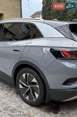 Внедорожник / Кроссовер Volkswagen ID.4 2023 в 
