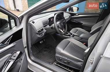 Внедорожник / Кроссовер Volkswagen ID.4 2021 в 