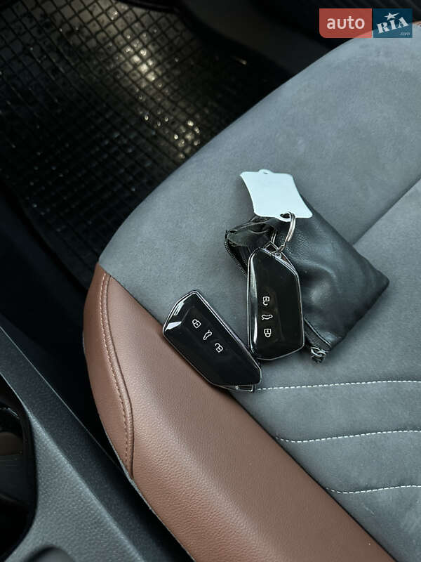 Внедорожник / Кроссовер Volkswagen ID.4 2021 в Луцке