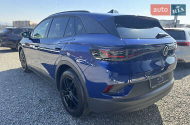 Позашляховик / Кросовер Volkswagen ID.4 2021 в 
